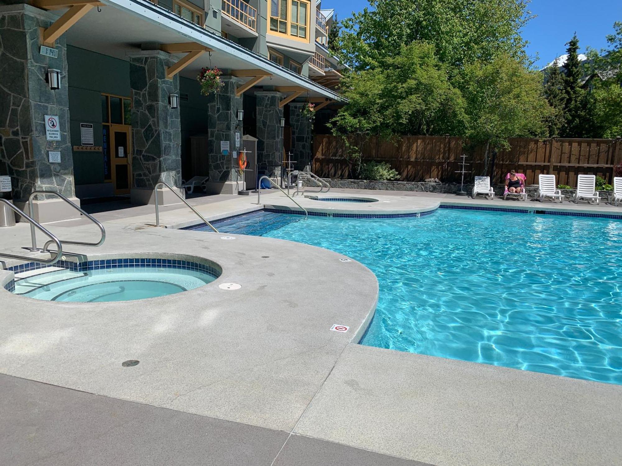 Spring Summer Special Cascade Lodge Suite Wifi 2 Hot Tubs Pool Gym Sauna Ski & Bike Storage Room Whistler Extérieur photo